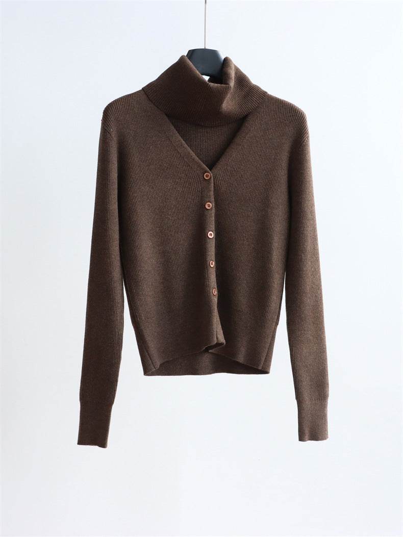 סוודר צמר אפור עם צווארון רחב - Nessiha